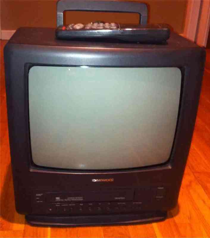 Televisor combo con video vhs