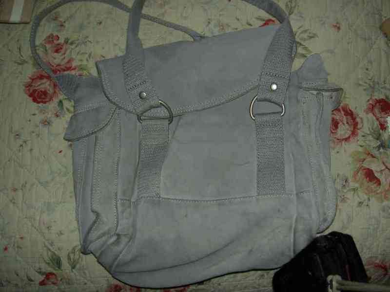 Bolso de ante gris a sns