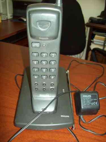 Teléfono inalámbrico analógico philips d2ns mc