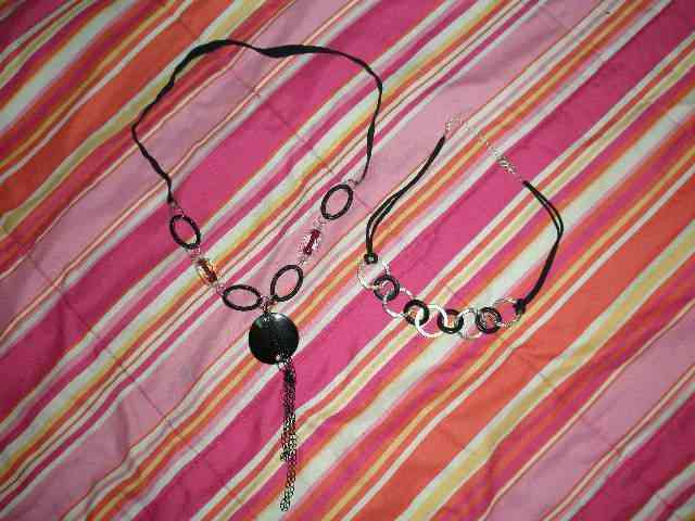  2 collares