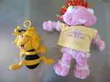 2 muñecos abeja y lunnie ( reser. gabri)