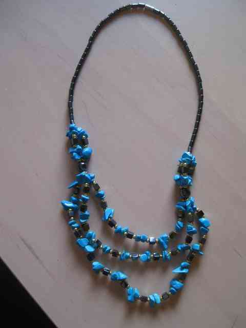 Collar azul