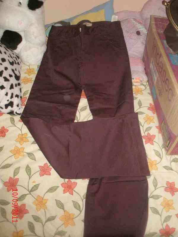 Pantalon morado