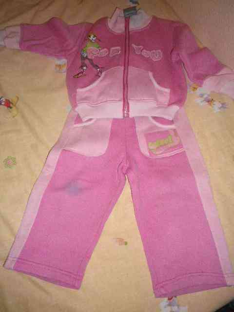 Chandal talla 2 rosa (mancha)