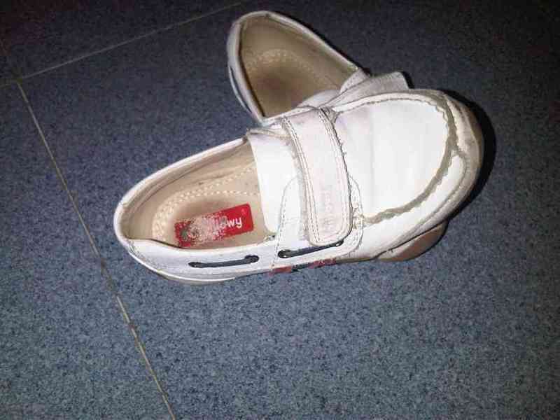 Zapatos blancos niño - t 28