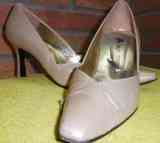 Zapatos talla 39(majol)