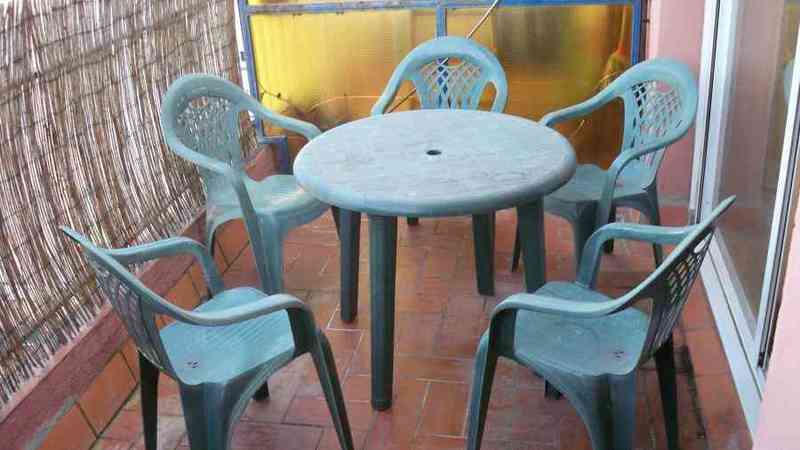 Juego de mesa y sillas terraza