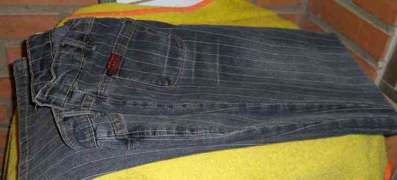 Pantalon acampanado