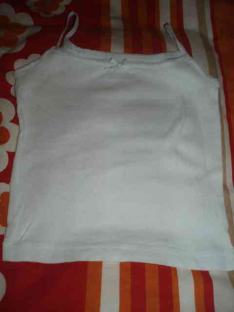 Camiseta interior niña talla 2/3 (paviyoli)
