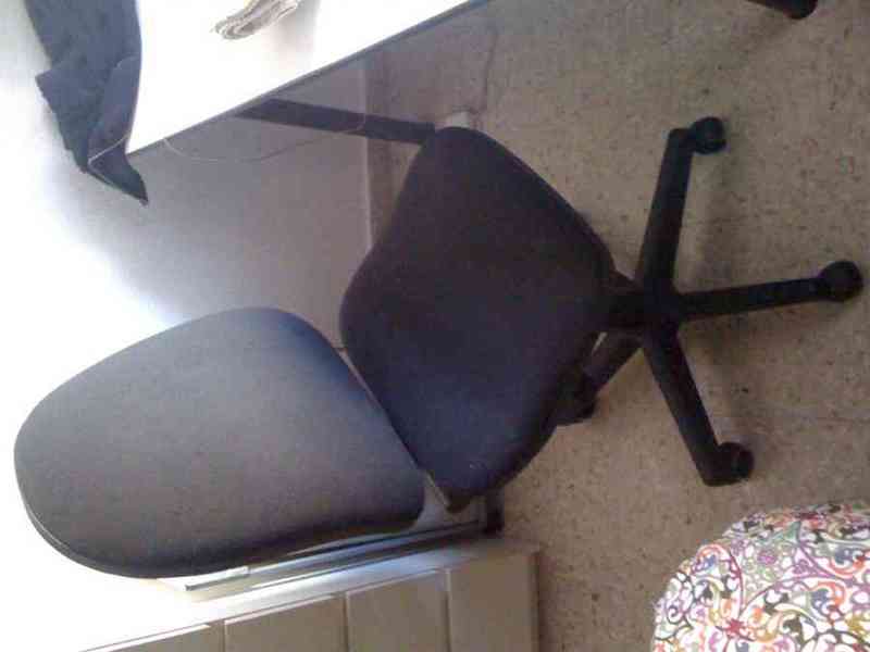 Regalo silla oficina usada