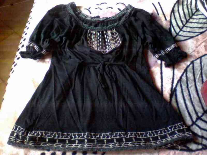 Blusa negra  talla m-l