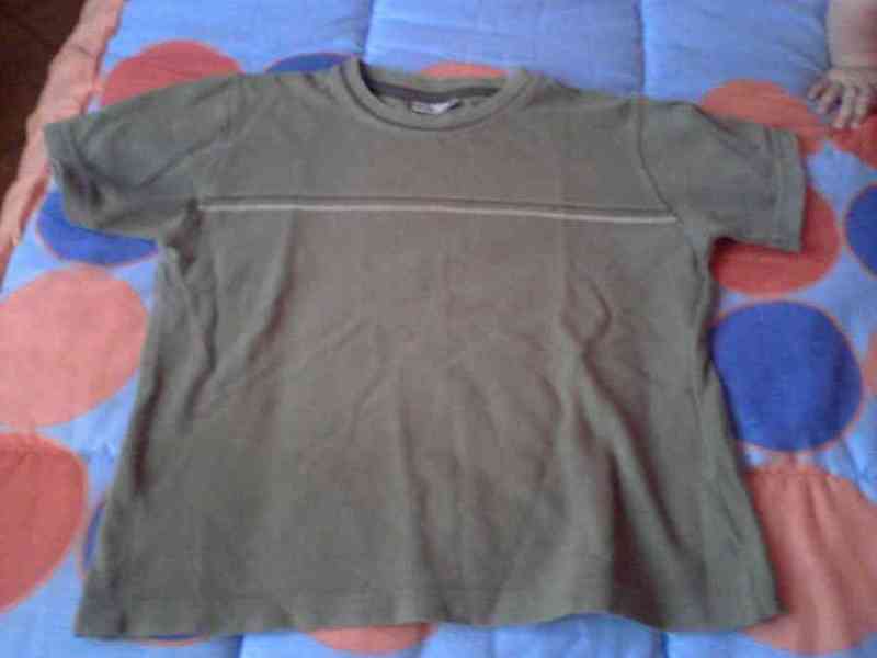 Camiseta caqui talla 6