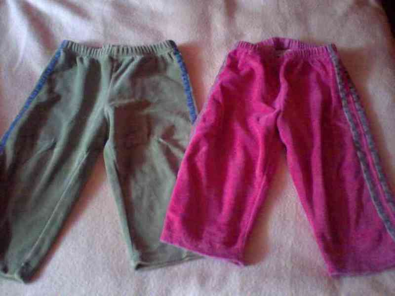 2 pantalones chándal niña talla 9-12 meses