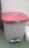 Cubo de basura reciclaje