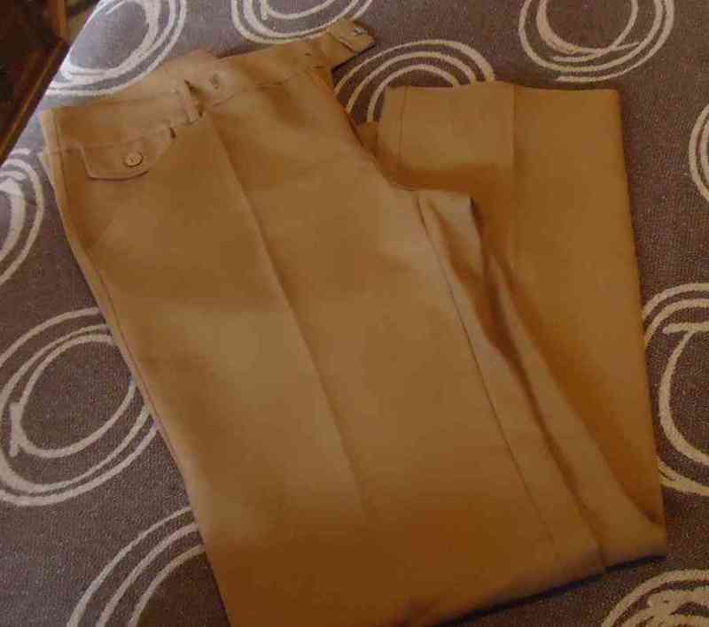 Pantalon beige t-42(yunka)