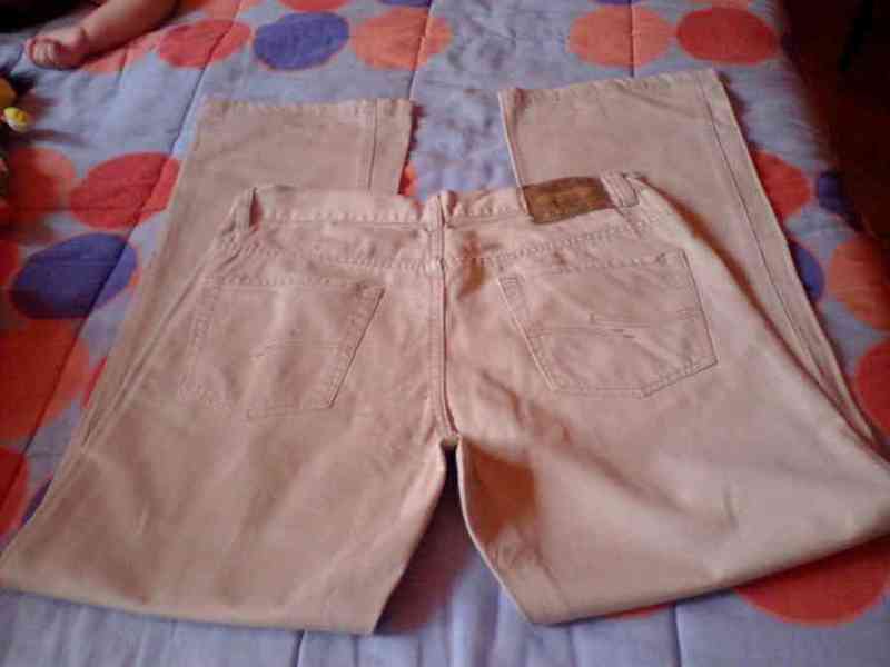 Pantalón de marca talla 42