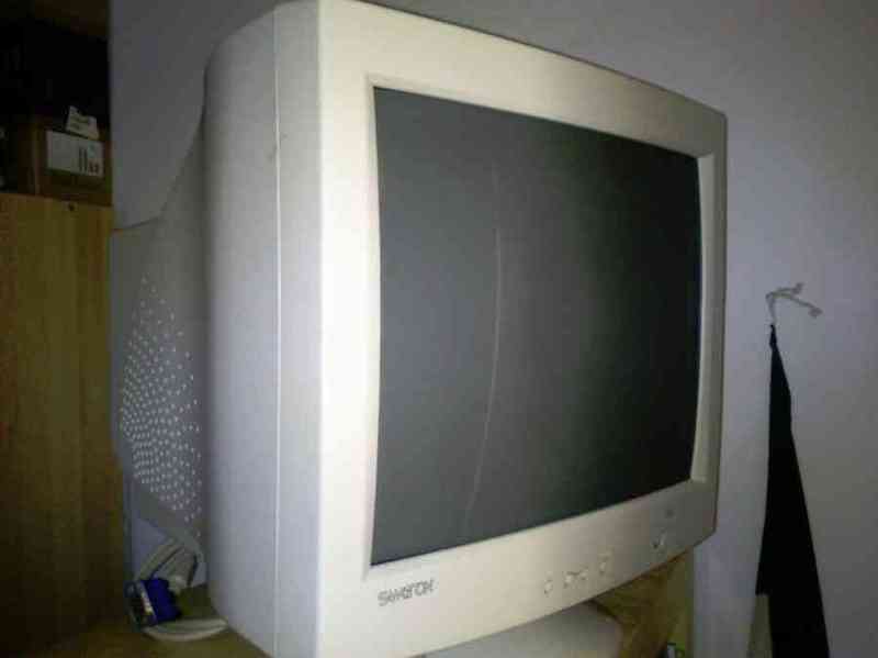Monitor de pc 16''