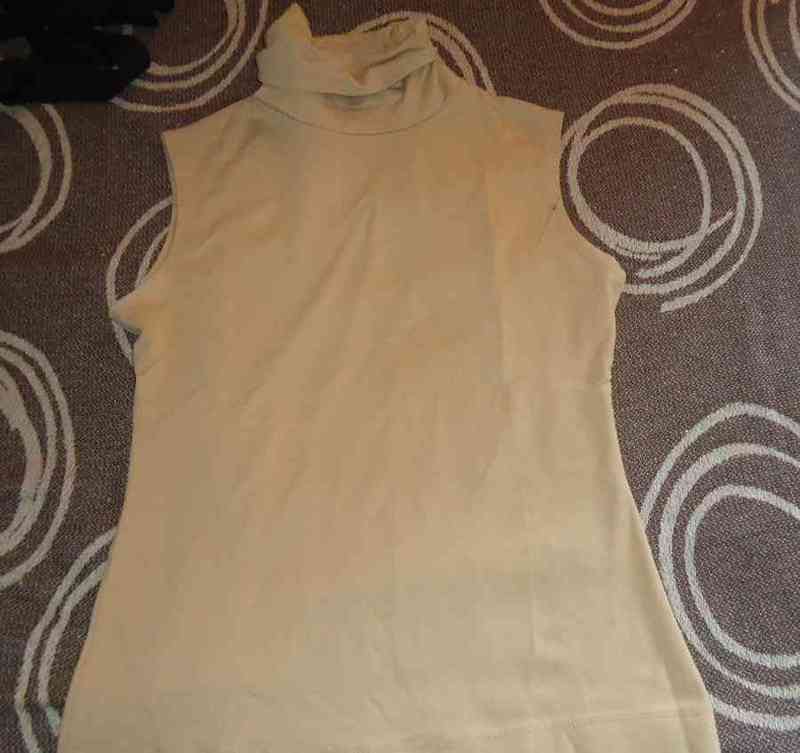 Cuello alto beige t-s(nuriaben)