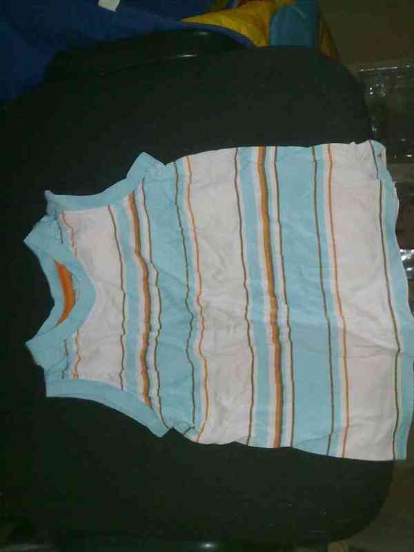 Camiseta a rallas azul i blanca h y m