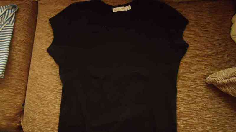 Camiseta zara negra t-m(yuraki)