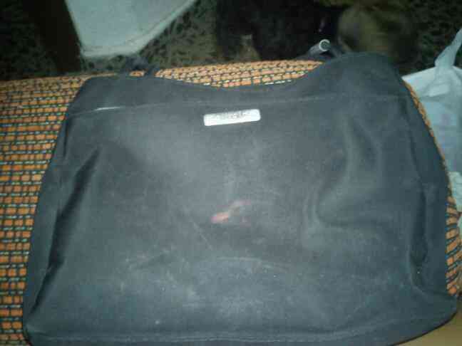 70 bolso negro