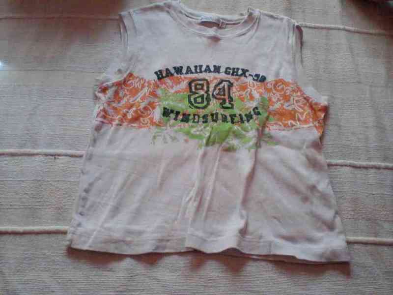 Camiseta blanca sin mangas talla 8