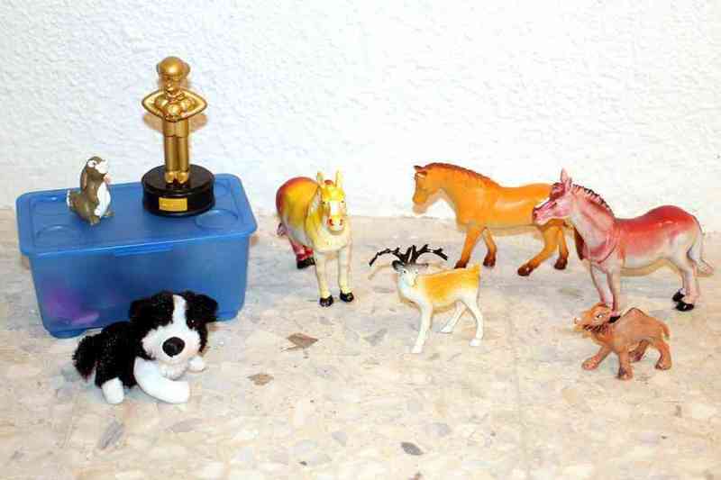 Regalo muñecas, accesorios y cajas apilables