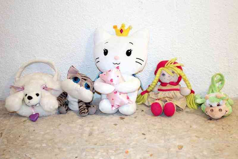 Regalo muñecas, accesorios , y cajas apilables