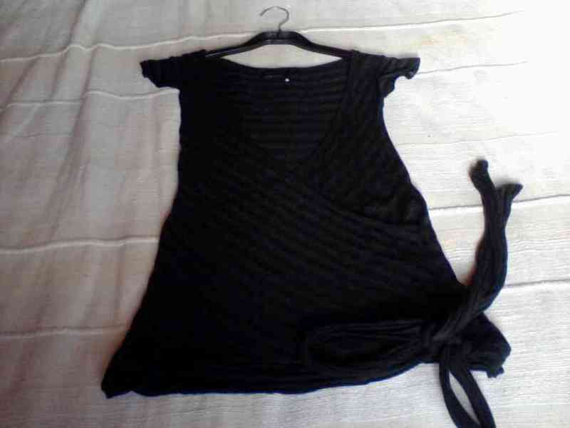 Camiseta negra rayas talla s-m