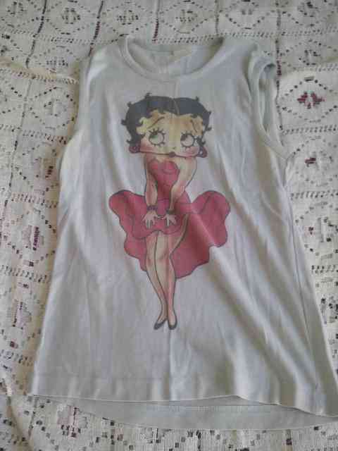 Camiseta betty boop mujer. urge!!