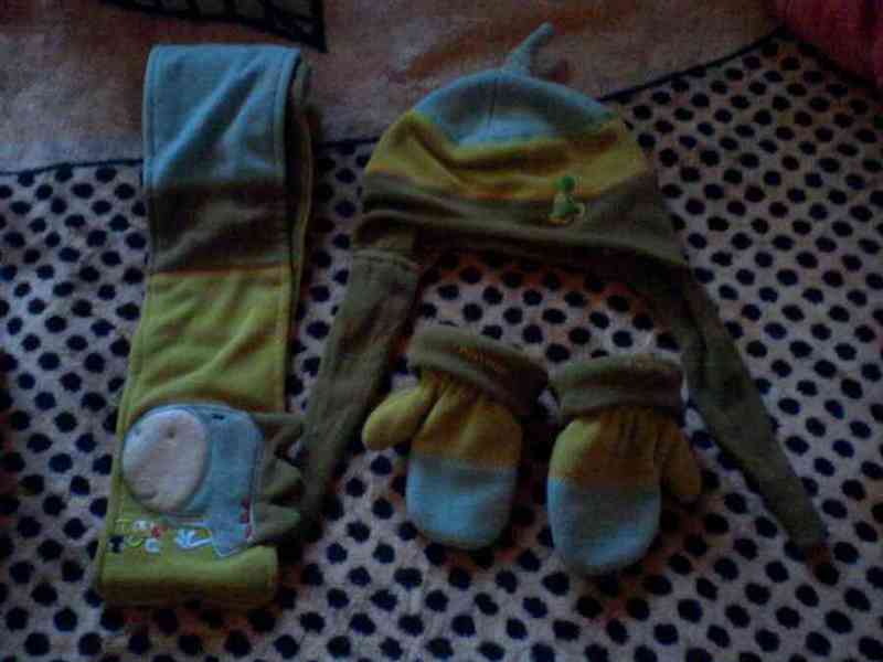 Conjunto gorro, bufanda y guantes unisex