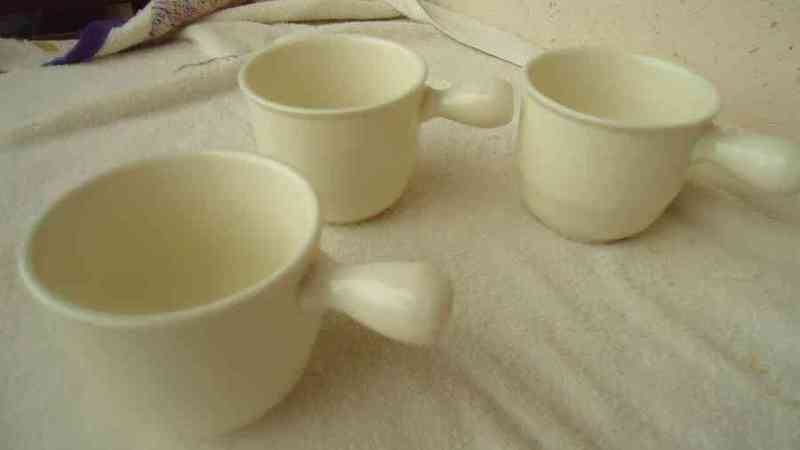 Tres tazas beige(sandria822)