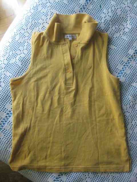 Polo amarillo