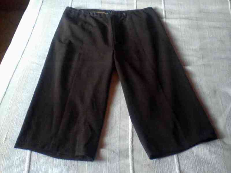 Pantalón corto talla 40 (no envío)