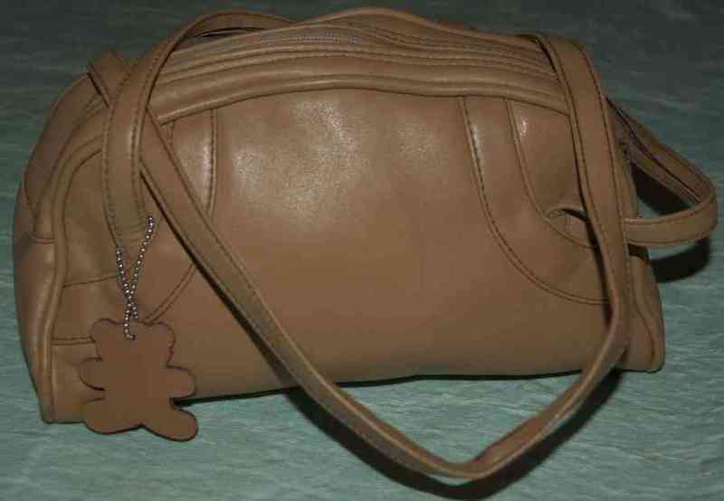 Bolso marron osito