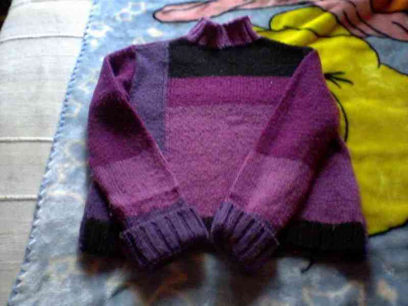 Suéter rosa y negro talla 14 (no envío)