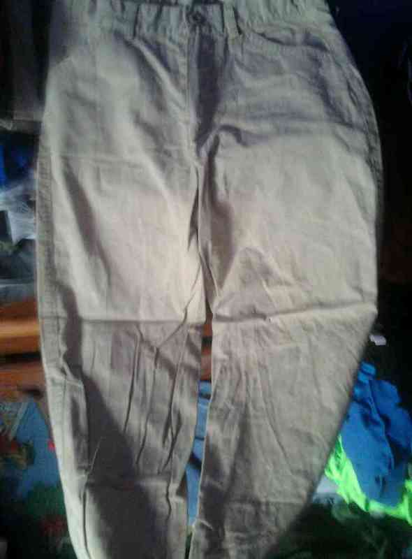 Pantalon beis niño