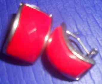 Pendientes rojos