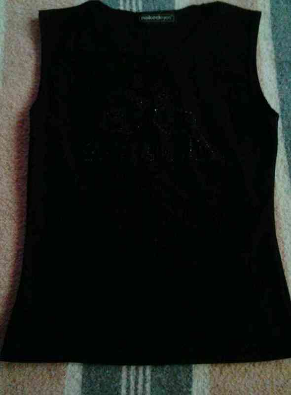 Camisa negra