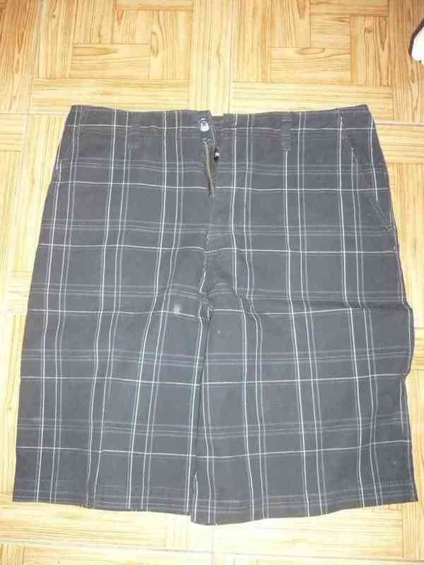 Pantalon foot locker (monsi007)