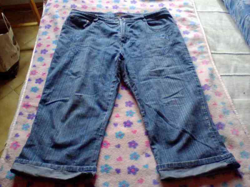 Pantalón pirata vaquero talla 48 (no envío)