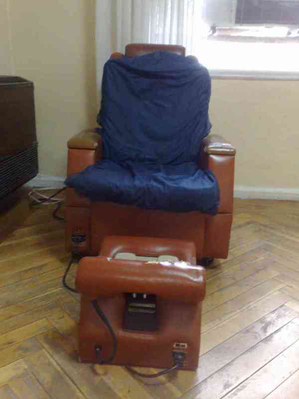 Regalo 2 sillones y 5 camas de magnetoterapia