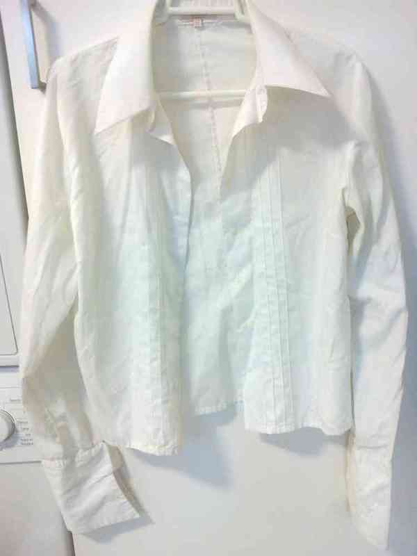 Blusa blanca. (natisa)