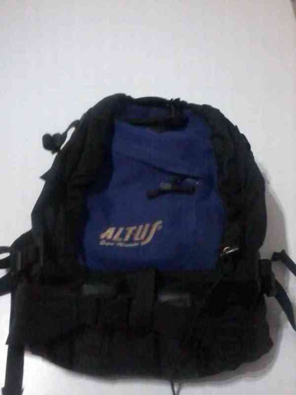 Mochila 25 litros altus