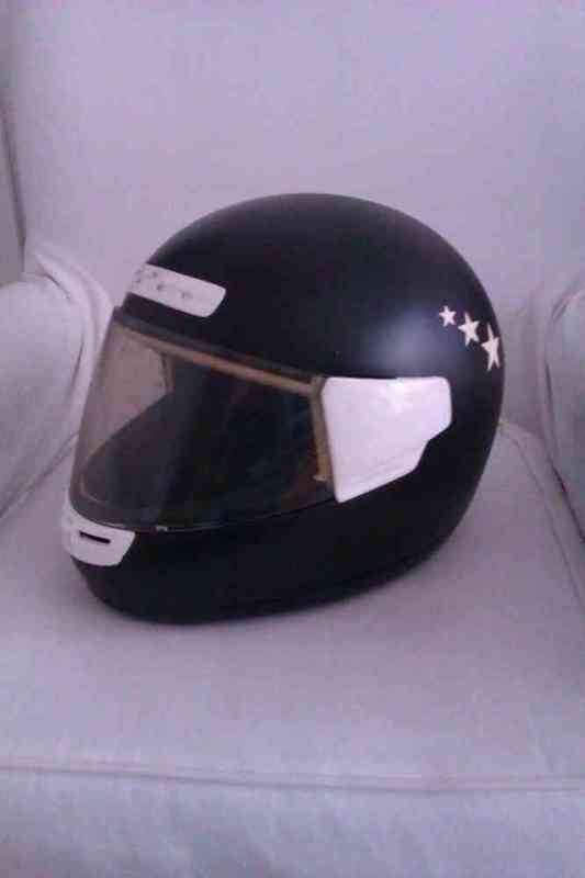 Casco de moto (lualau)