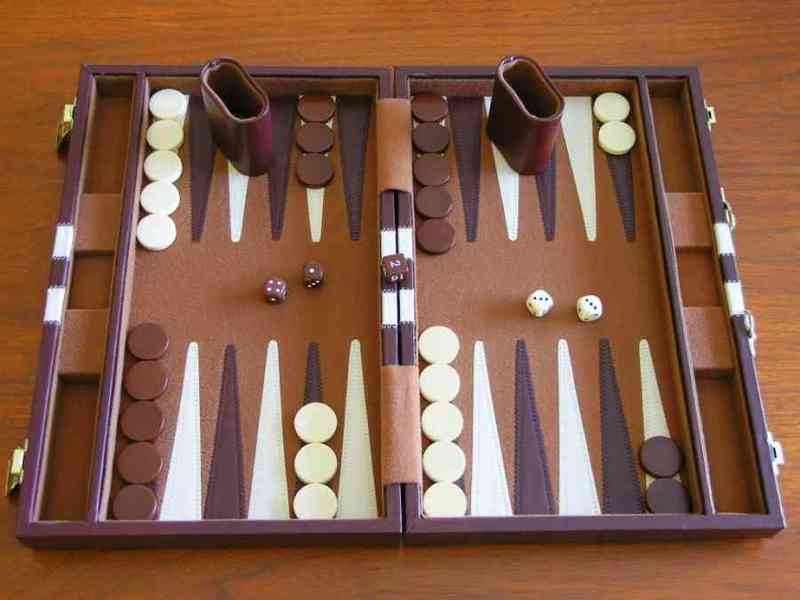 Busco backgammon