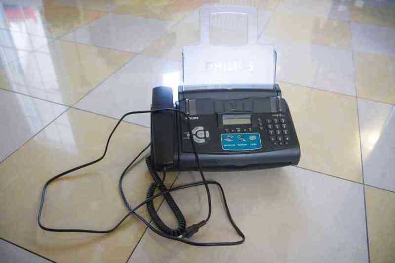 Regalo teléfono-fax