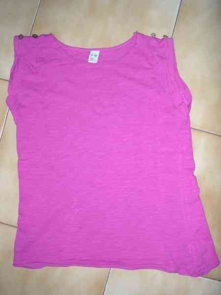 Camiseta fucsia 11-12 años