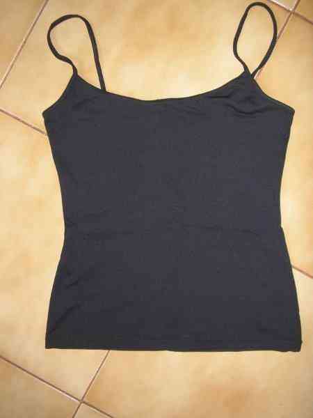 Camiseta tirantes negra 38