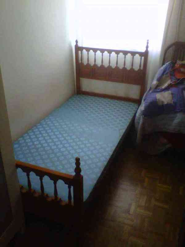 Cama con somier